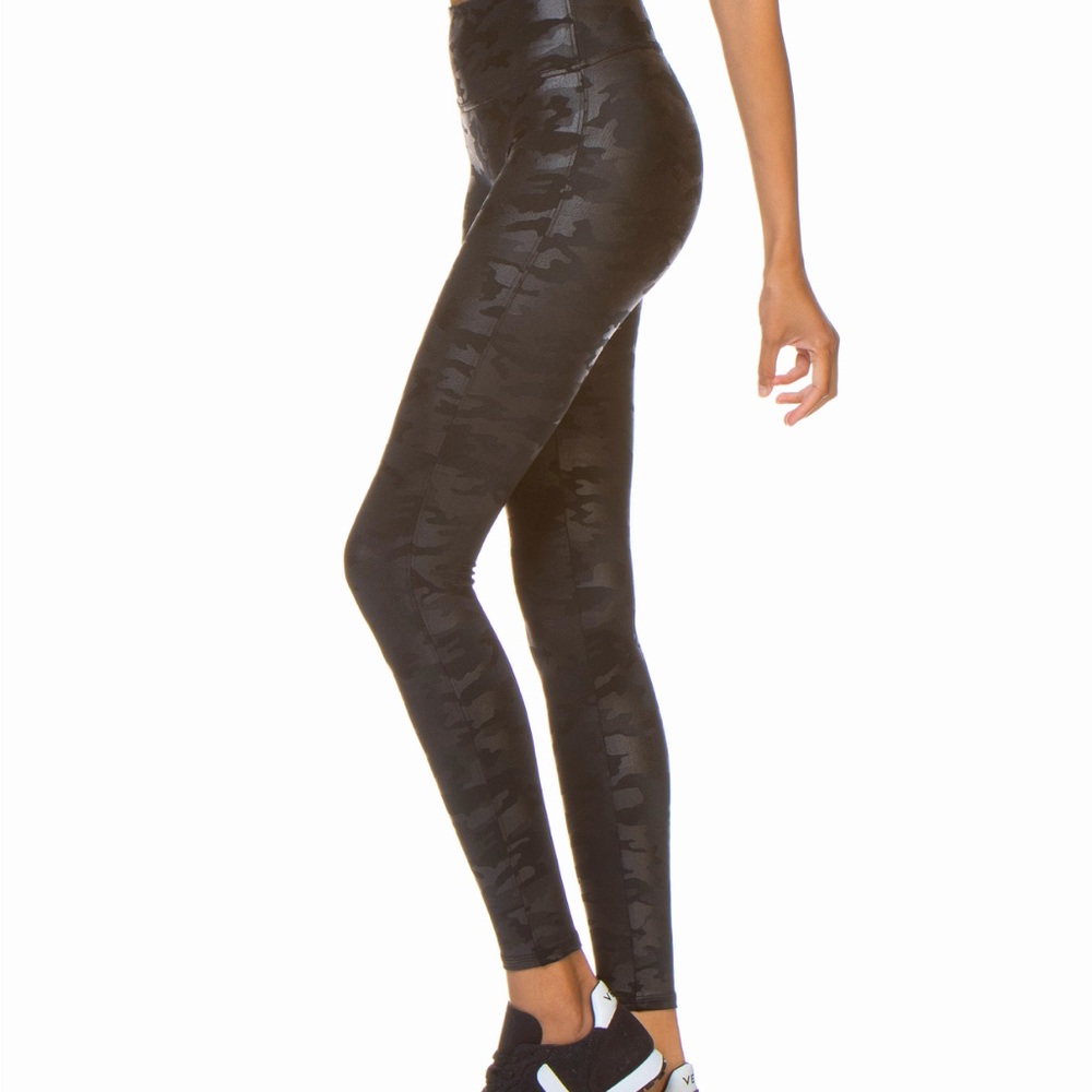 SPANX black camo NWT